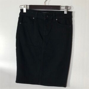 8 way stretch!! Classic Black Denim Skirt by level 99
